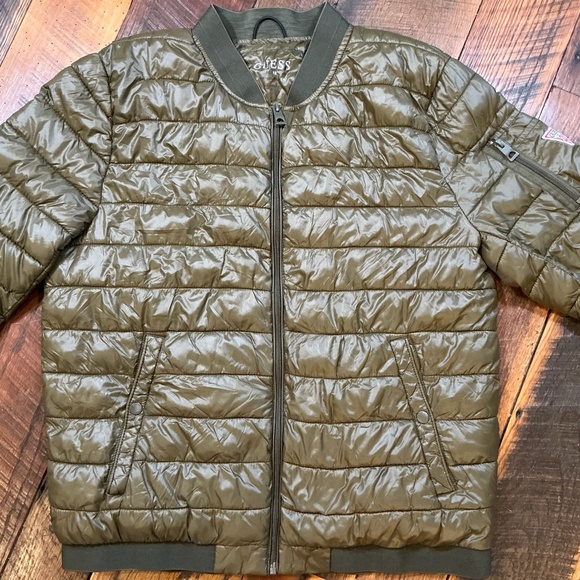 Guess Lightweight Puffer Bomber Jacket – Olive Green – Men’s Size XL - Picture 3 of 13